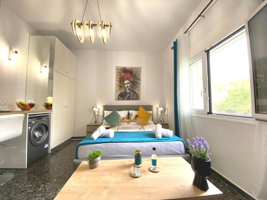 Artzy Petit Apartment Close To The Center Candia Esterno foto
