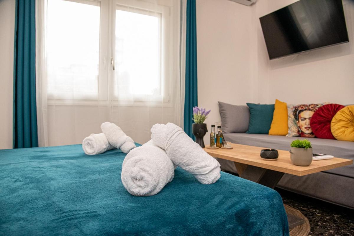 Artzy Petit Apartment Close To The Center Candia Esterno foto