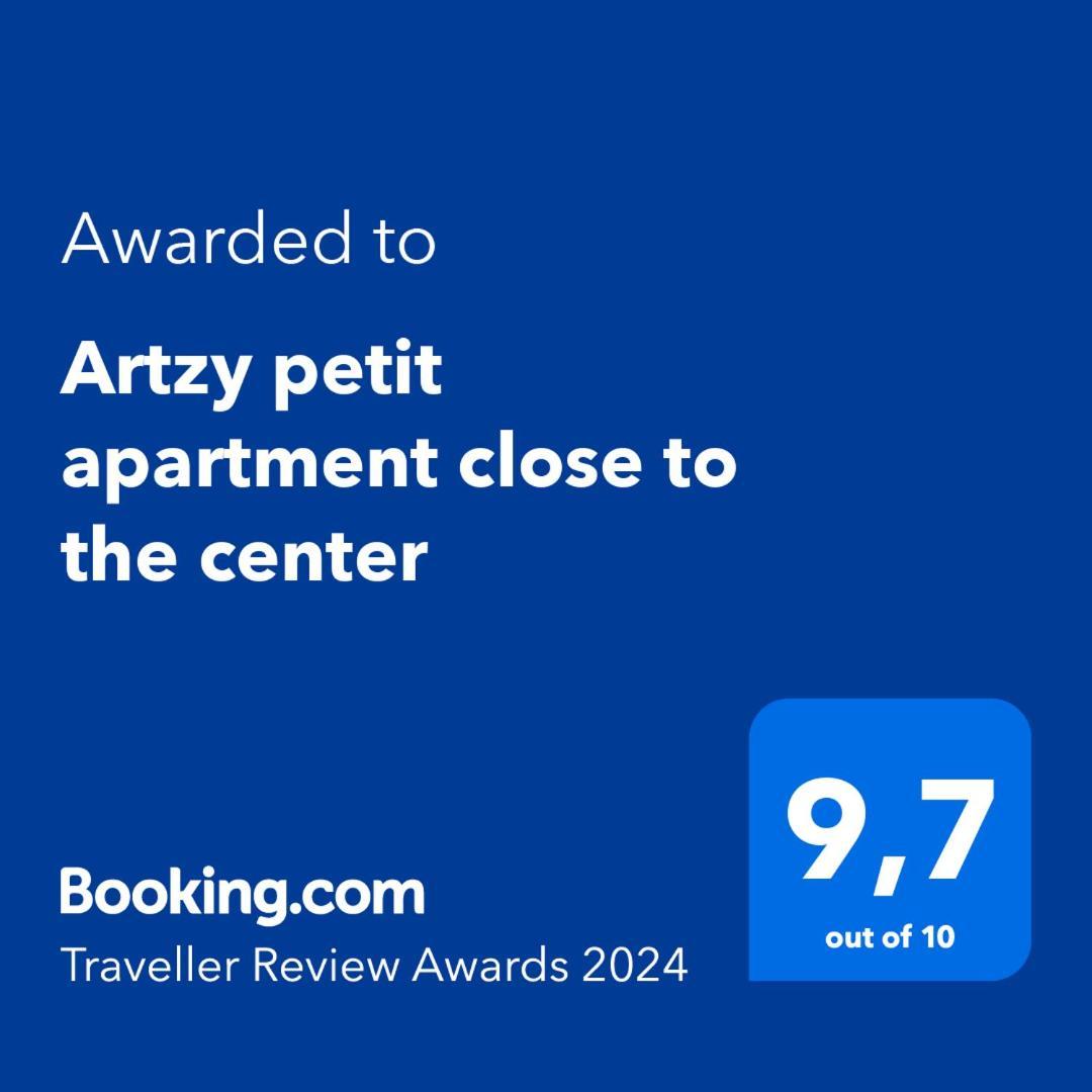 Artzy Petit Apartment Close To The Center Candia Esterno foto